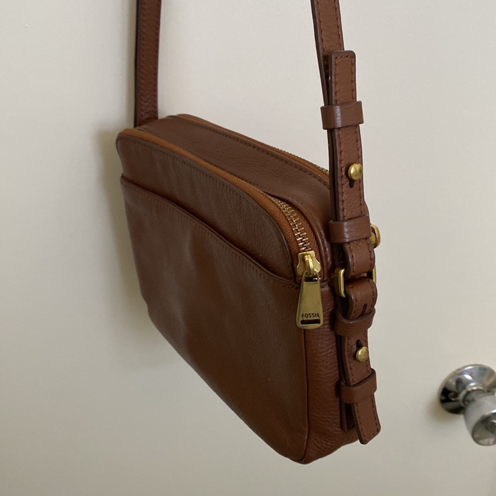 Brown leather Fossil crossbody purse - Picture 11 of 13